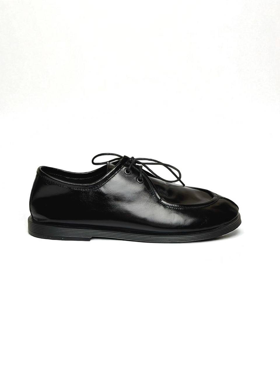 WALKER SHOES