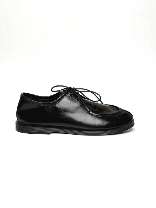 WALKER SHOES