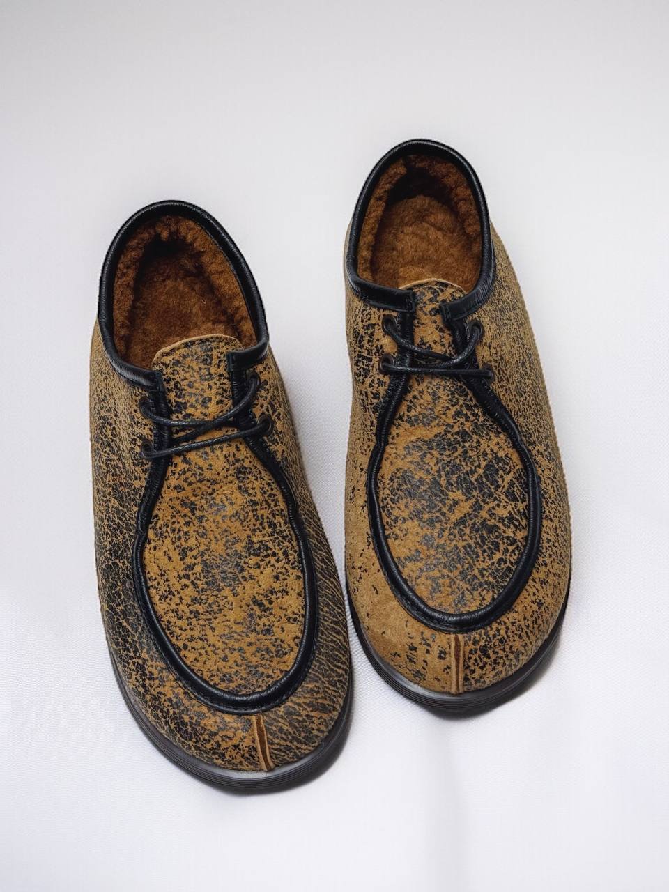 SHEARLING WALKERS YELLOW