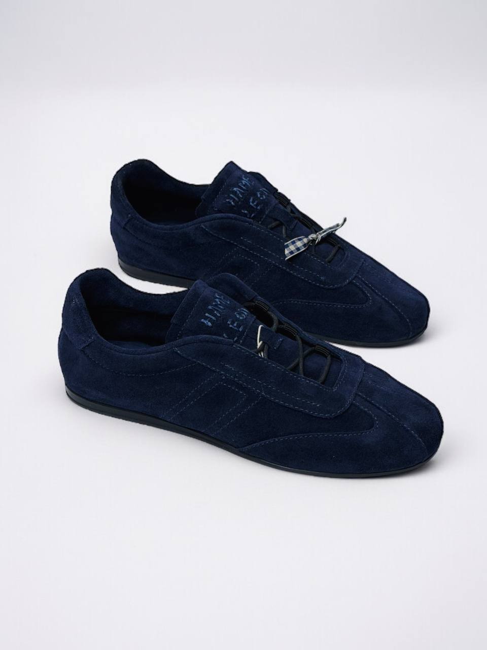 SNEAKERS FLOW