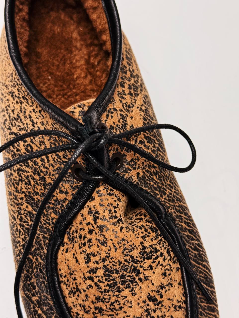 SHEARLING WALKERS YELLOW