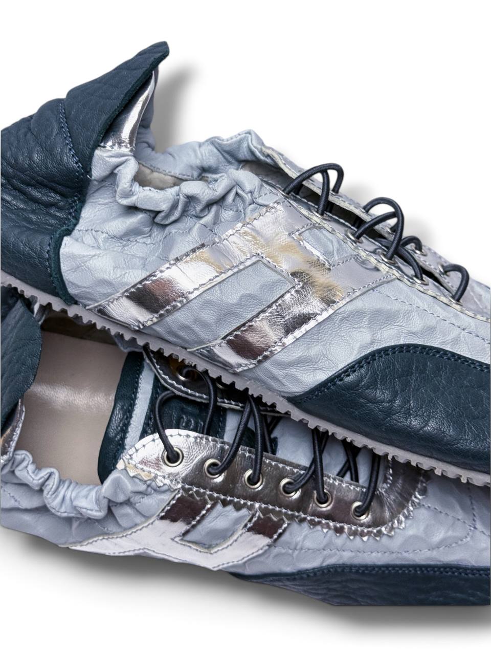 Metallic silver leather accents on Anatomical Sneakers Oslo