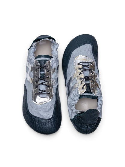 Top view of Anatomical Sneakers Oslo with adjustable lace-up closure