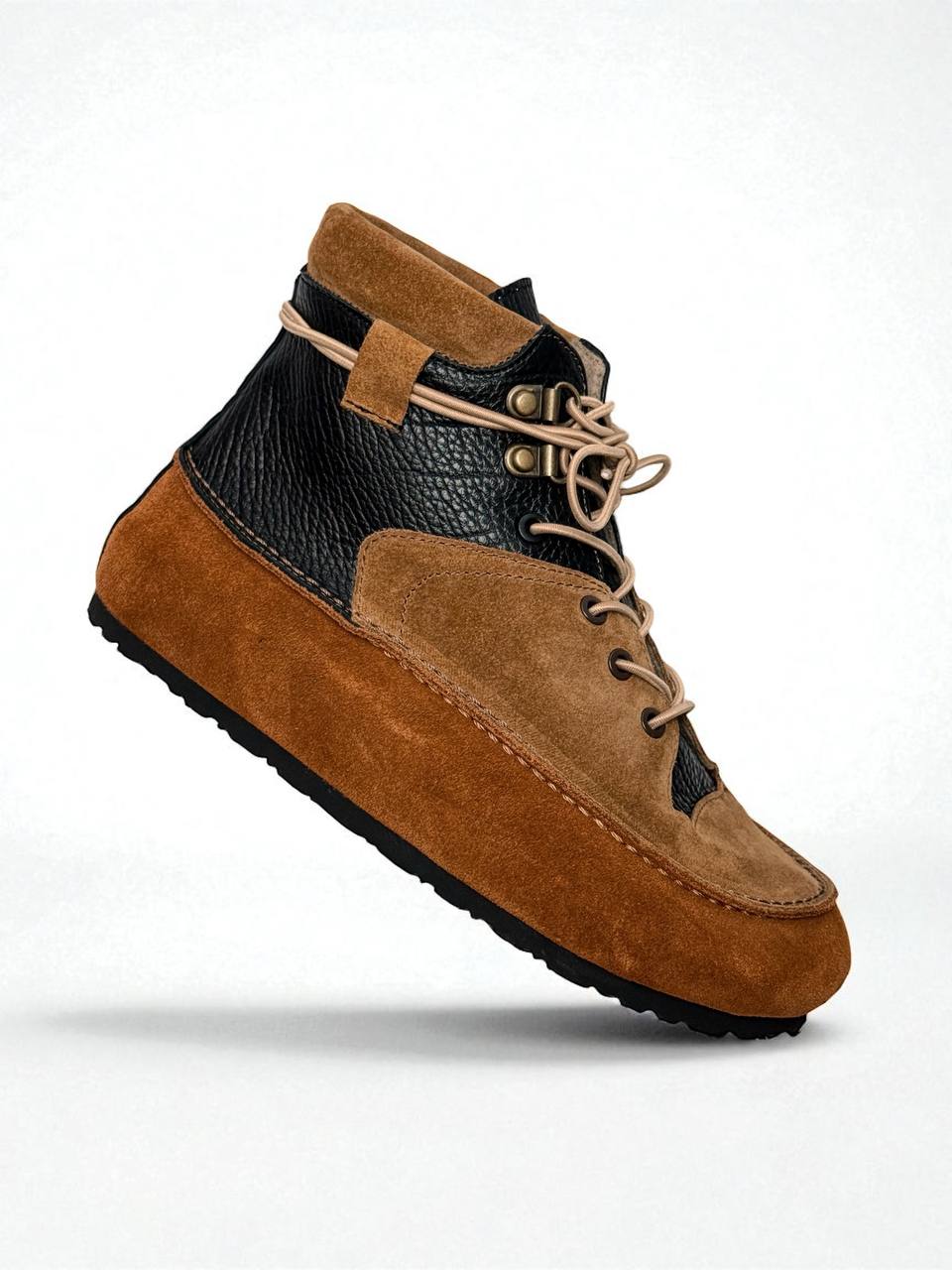 Kiona Shadow boots sole detail