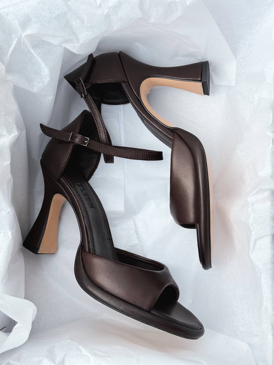 Buenos Aires Café handmade leather heeled sandals