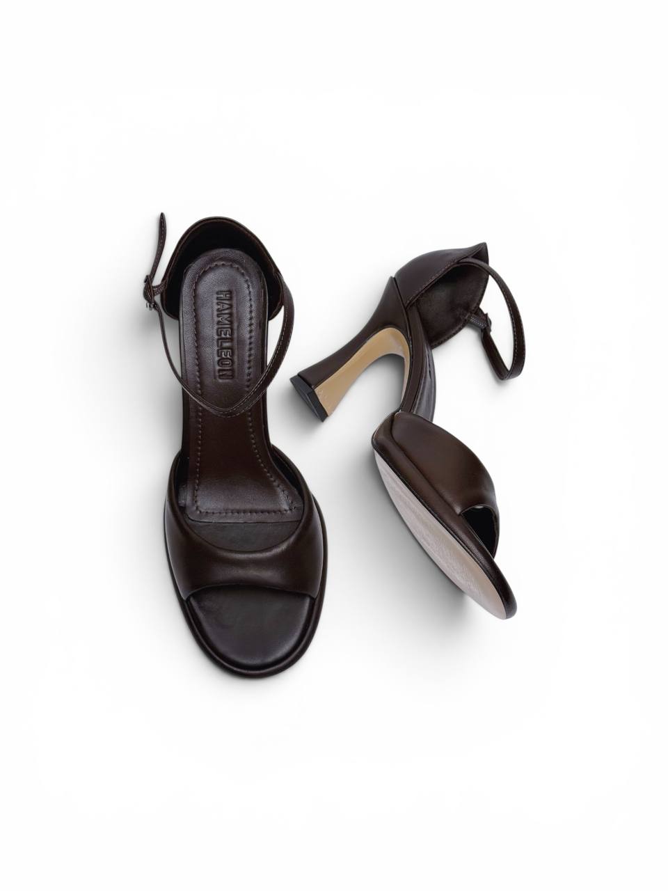 Top view of Buenos Aires Café open-toe leather sandals