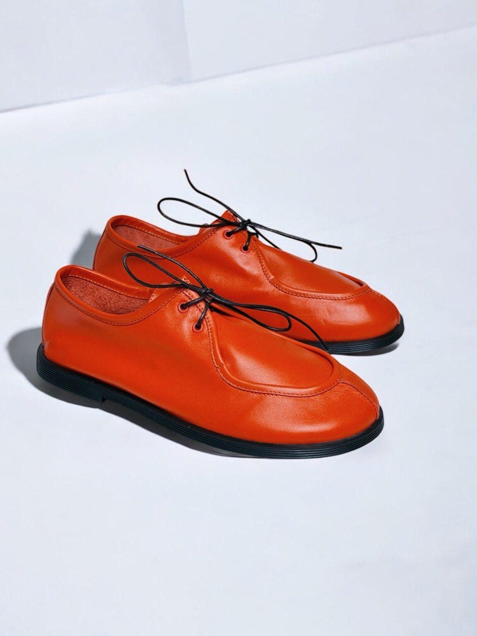 Handmade minimalist leather walkers full pair orange HameleonShoes