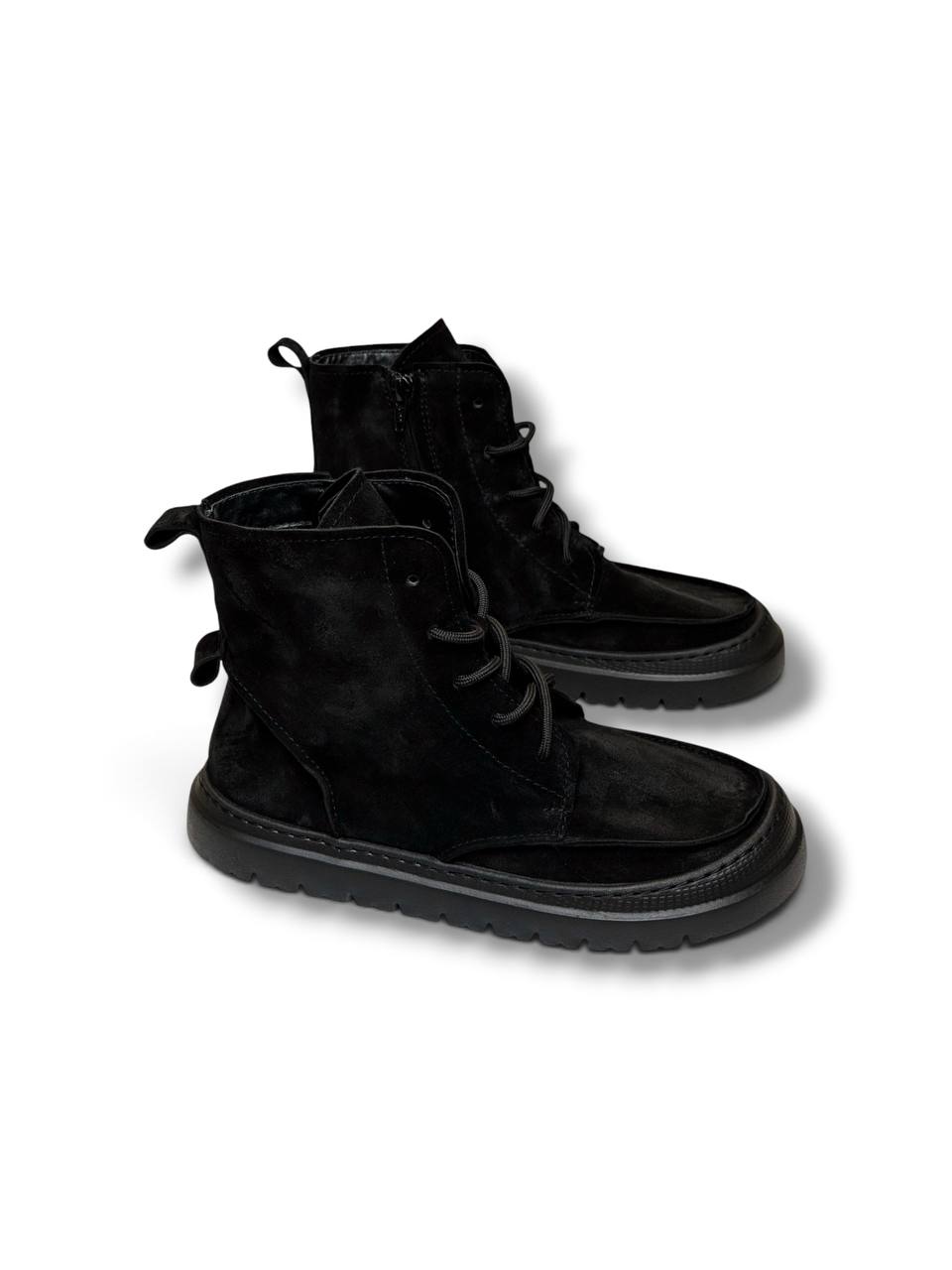Black suede Boots Coal by HAMELEON shown in three-quarter view