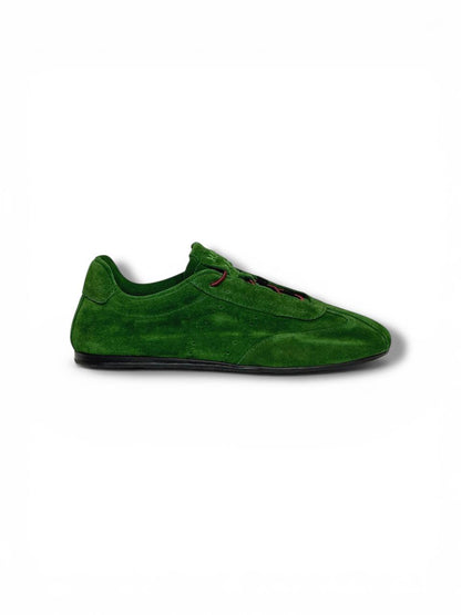 Minimal green sneakers side profile 女性用 スニーカー