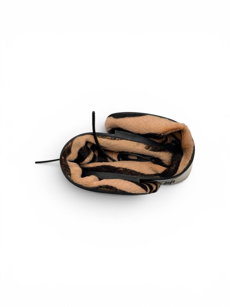 Flexible sole detail tiger pattern flats 軽量 シューズ
