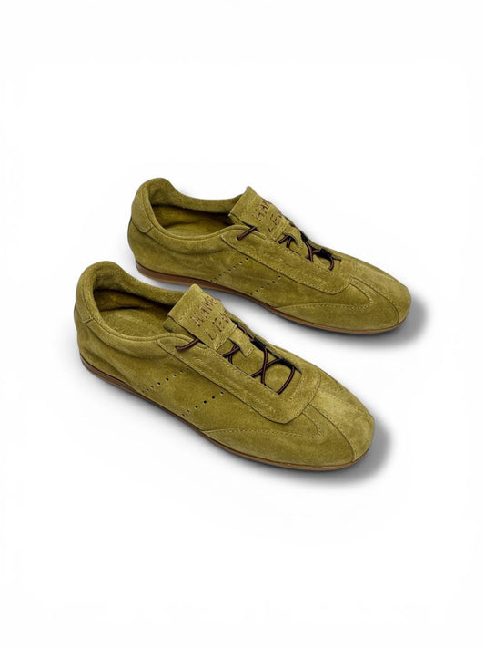 Olive suede sneakers women HameleonShoes Flow top view ミニマル スニーカー