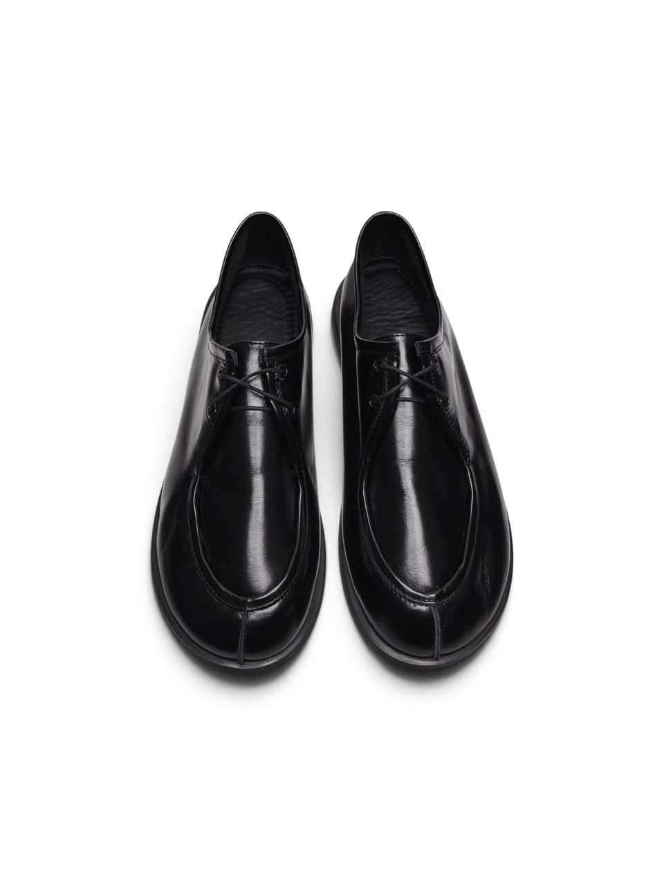Black leather Walker shoes Onyx viewed from above