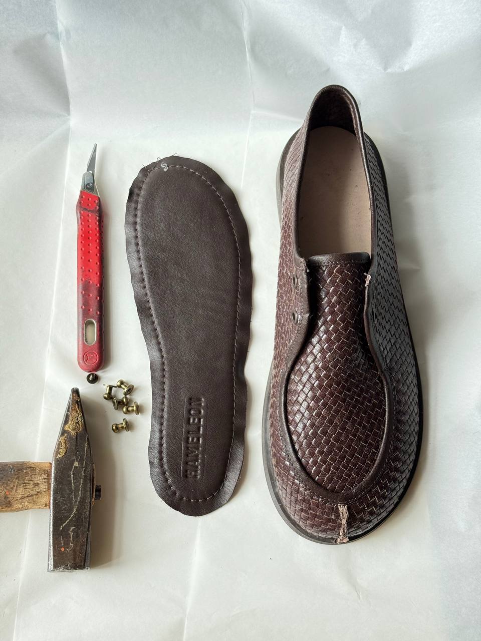 Lightweight sole leather walkers everyday comfort