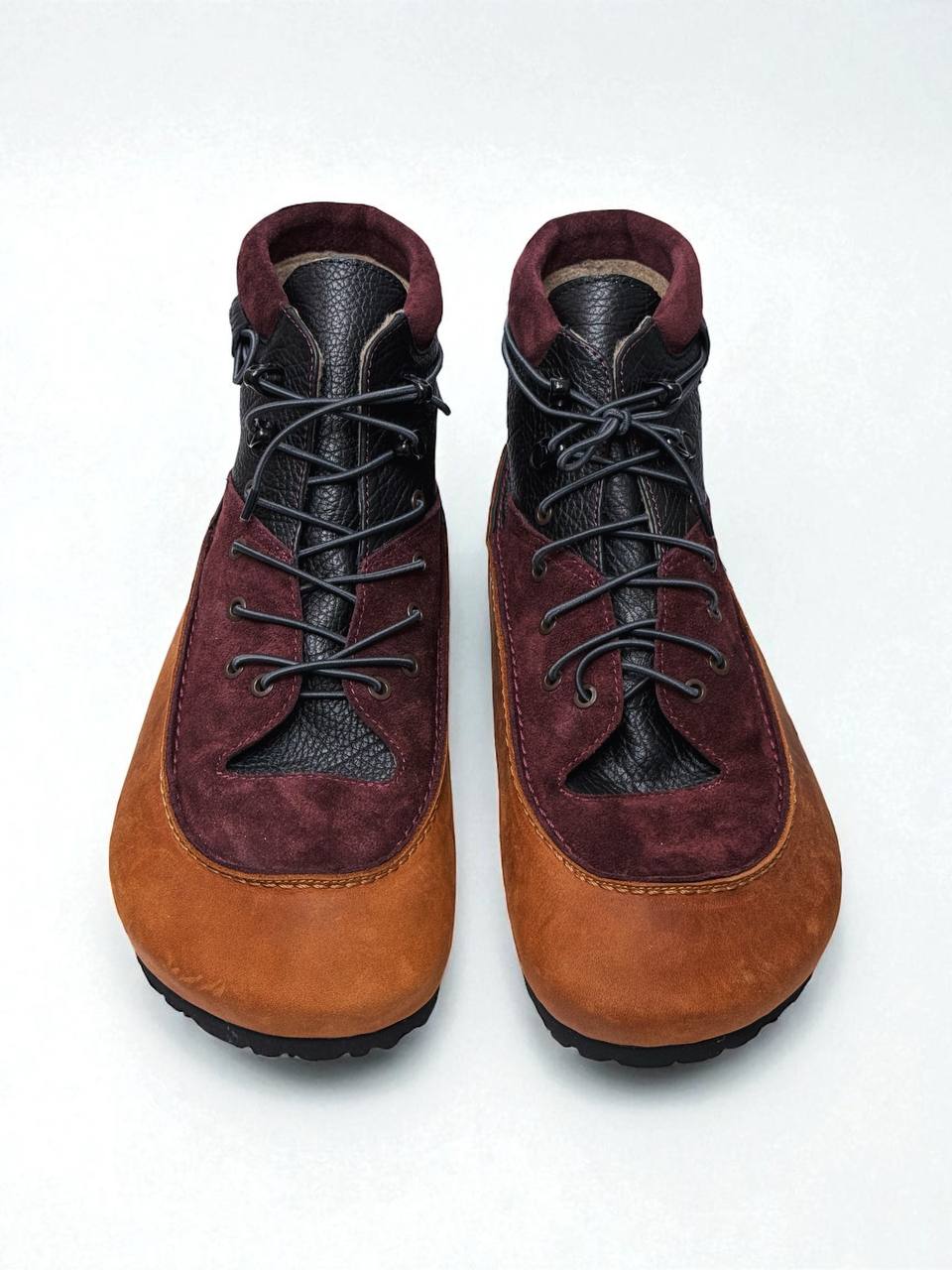Handmade leather boots Kiona Dune front view HameleonShoes