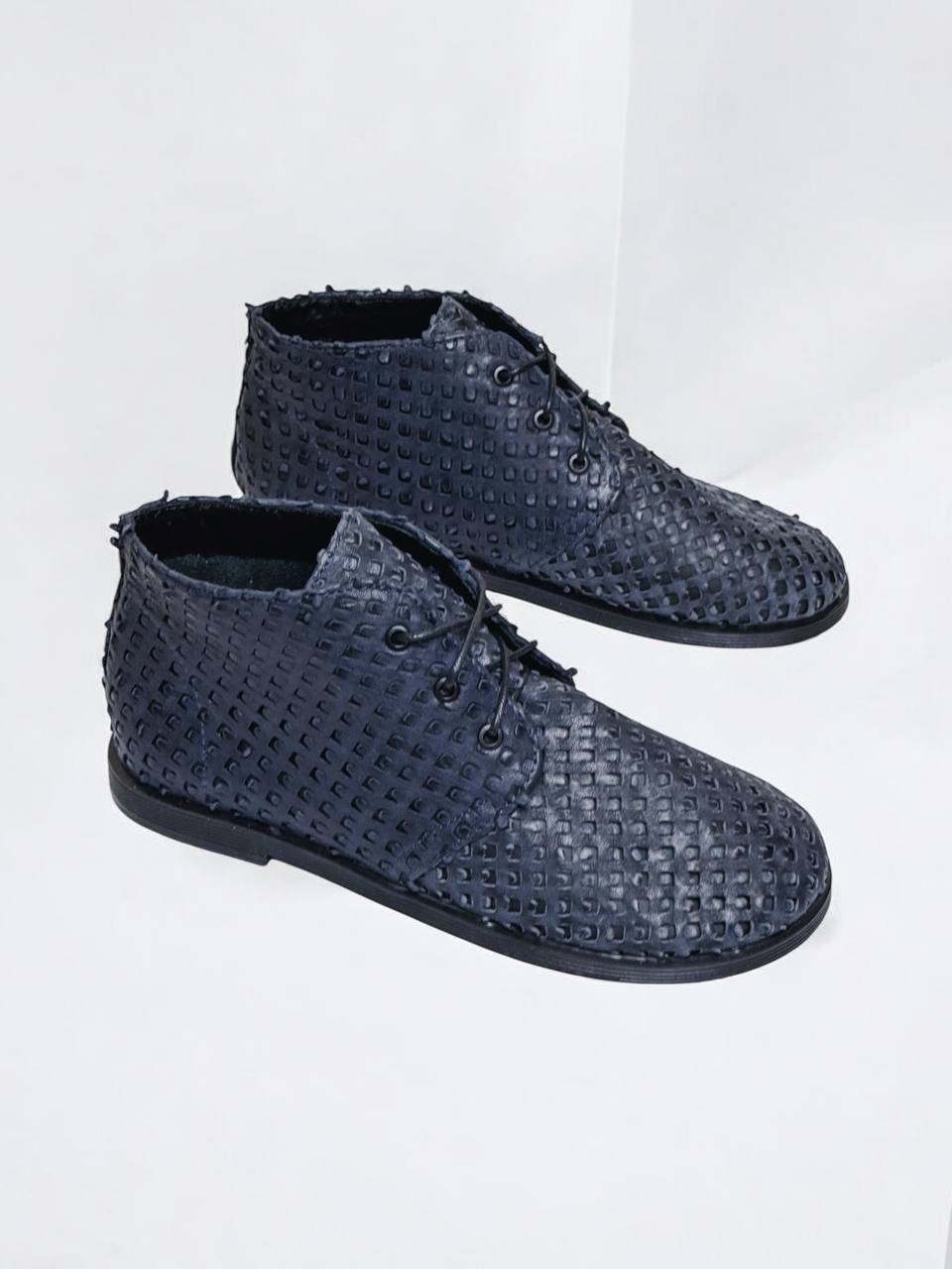 Handmade leather desert boots Mirage front view HameleonShoes