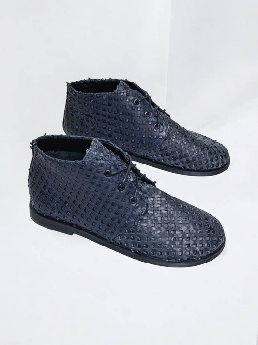 Handmade leather desert boots Mirage front view HameleonShoes