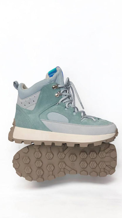 Side view Boreal hikers outdoor leather boots