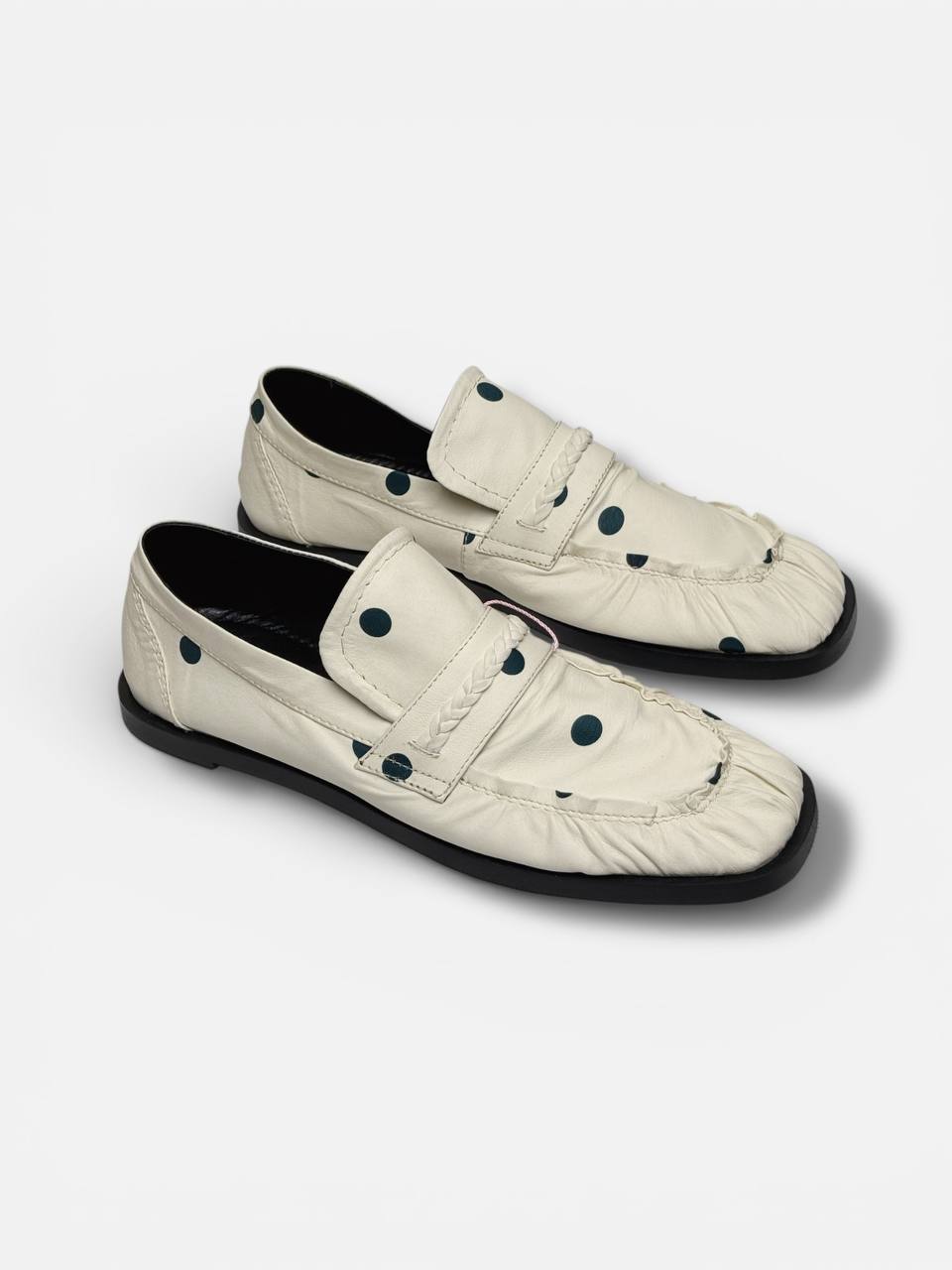 Handmade ivory leather loafers with polka dot print
