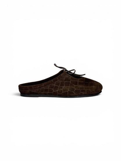 Side profile of Lulu Mosaic minimalist mules