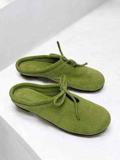 Handmade suede mules LULU Moss by HAMELEON, front angled view