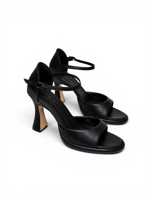 Black leather heeled sandals Buenos Aires Nocturne by HAMELEON