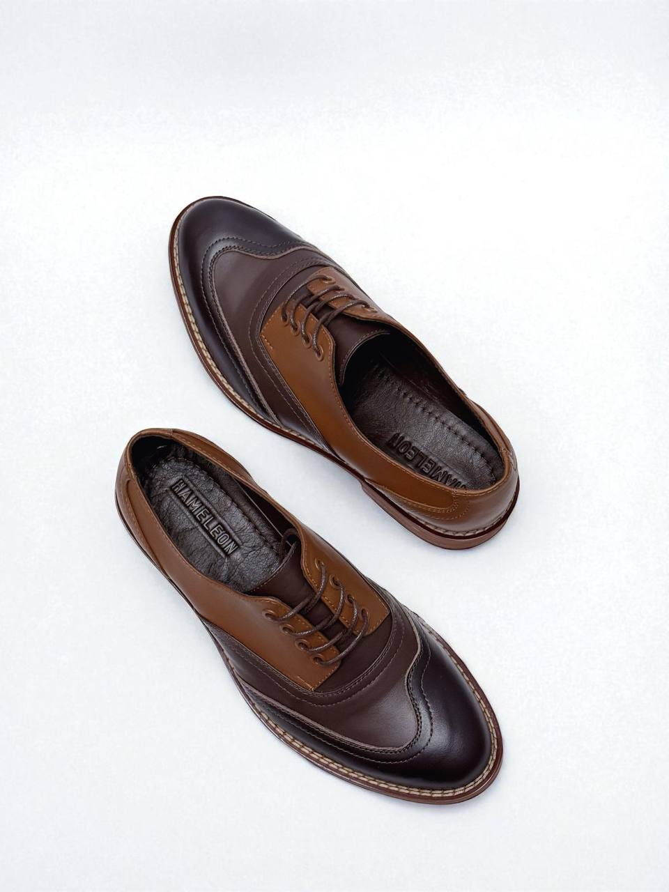 Oxford Dalton shoes in brown leather, viewed from above