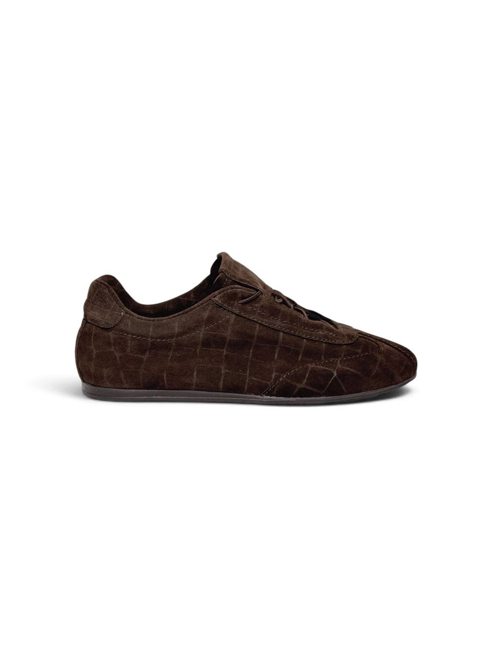Side view of dark brown suede sneakers Flow Bark