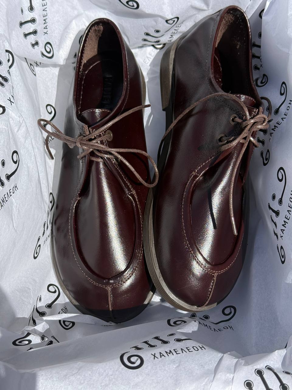 Top view of Walkers Cacao leather shoes in rich brown